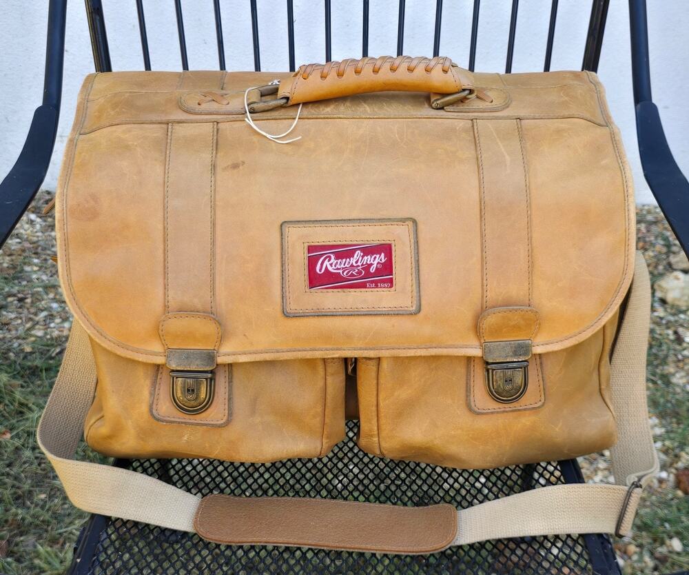 Rawlings Heart of the Hide Locking Pockets Duffle Shoulder Bag Gian Lombardo USA